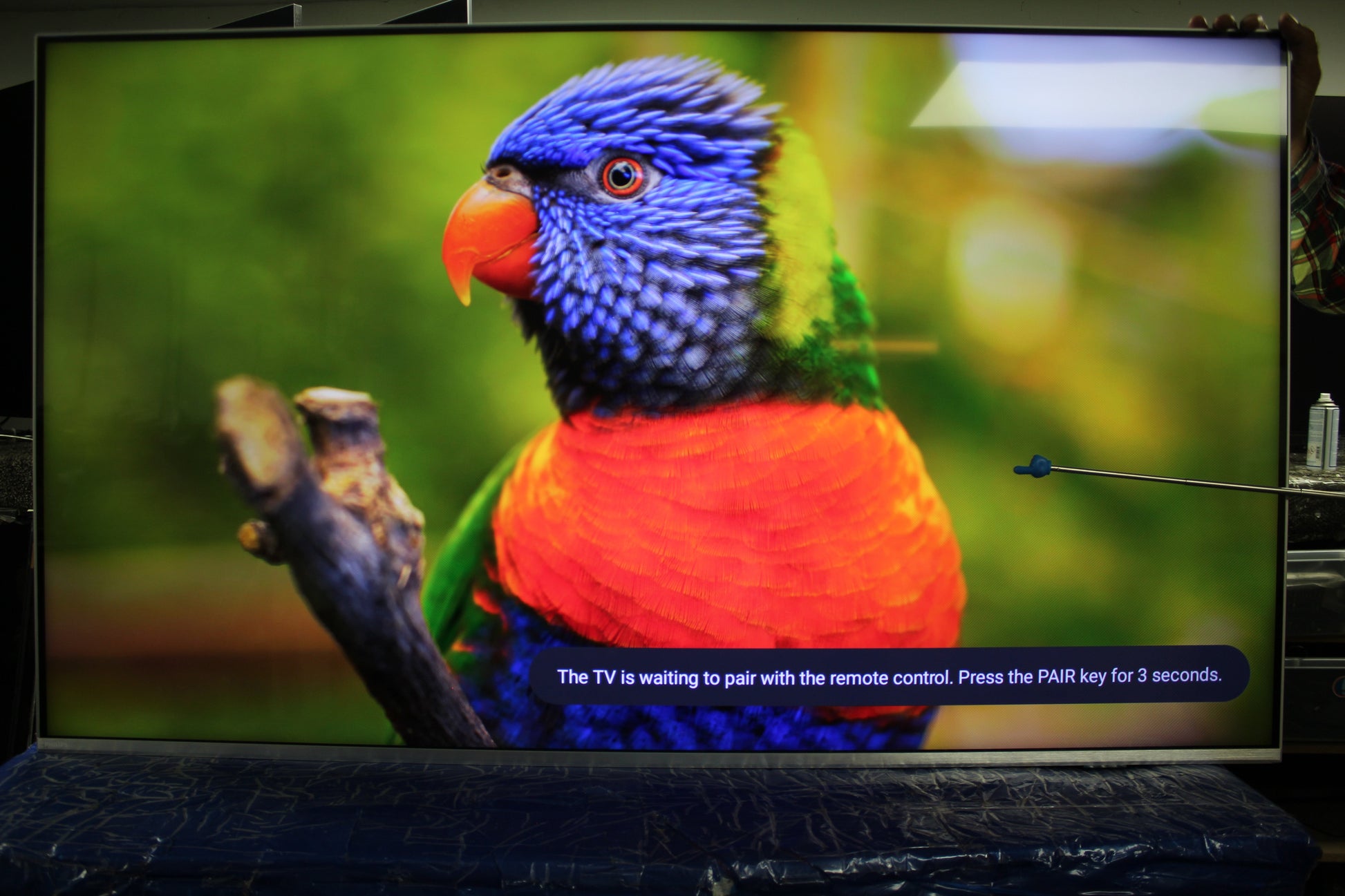 58" Philips "The One" 58PUS8506/12 Ambilight 4K HDR Android Smart LED TV image 3