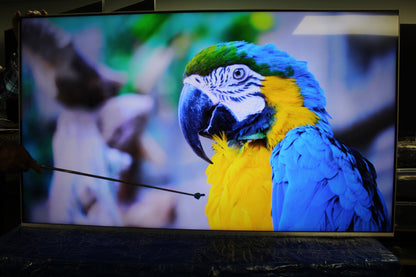 58" Philips "The One" 58PUS8506/12 Ambilight 4K HDR Android Smart LED TV image 6