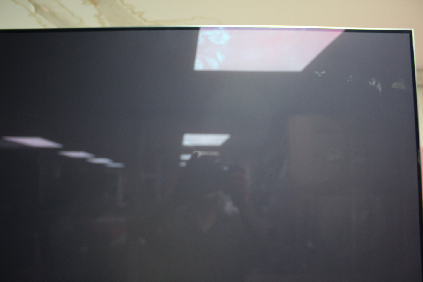 65" Samsung QE65S90D Flagship 4K HDR OLED TV - image 2