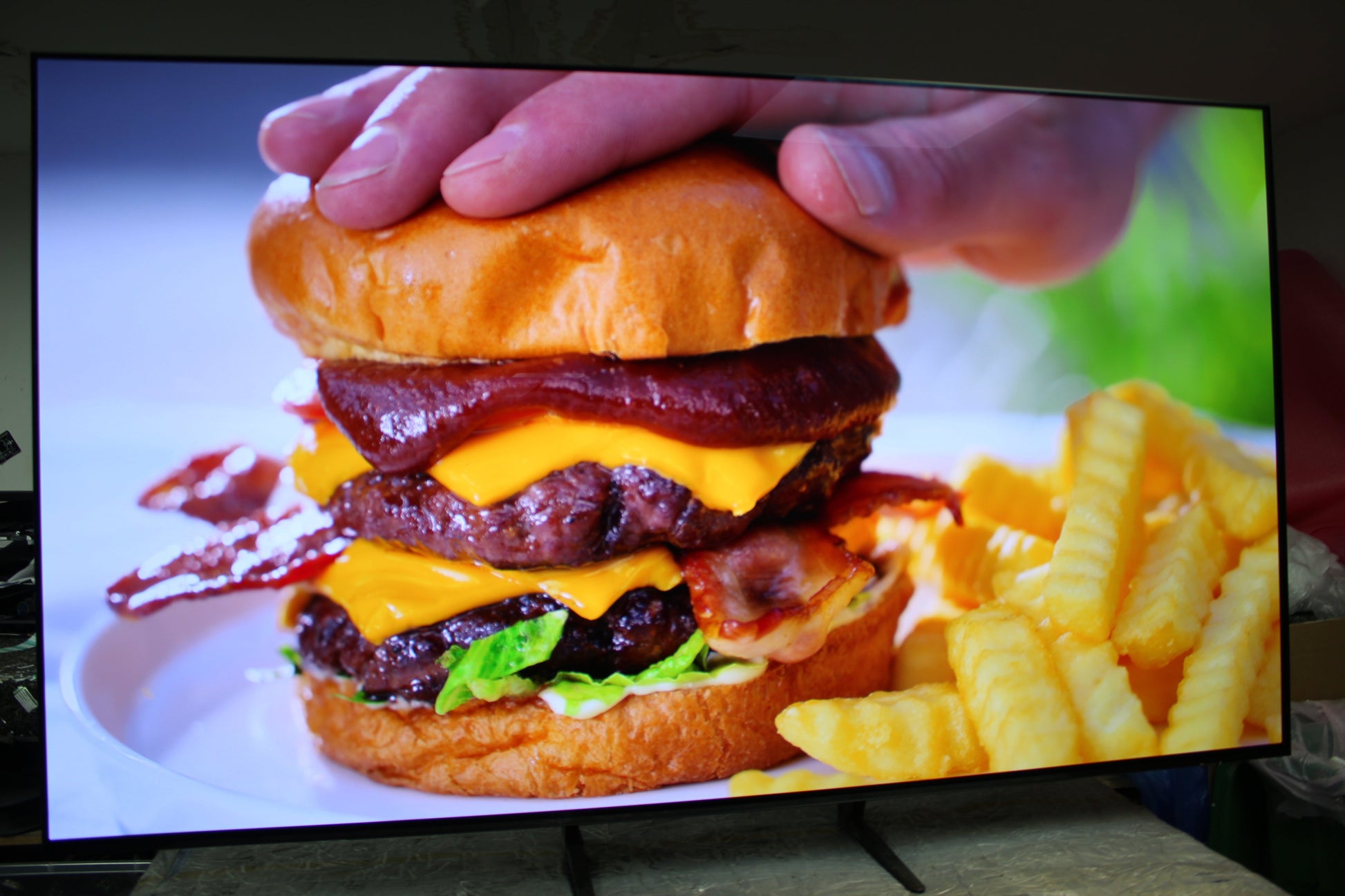 65" Samsung QE65S90D Flagship 4K HDR OLED TV - image 8