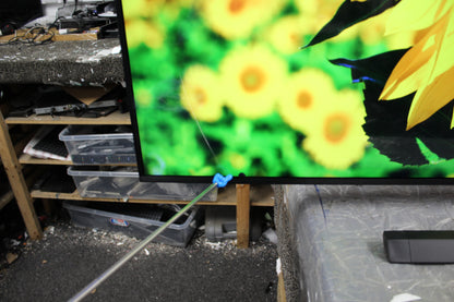 75" Samsung UE75AU7100 4K HDR Crystal Smart LED TV - image 3